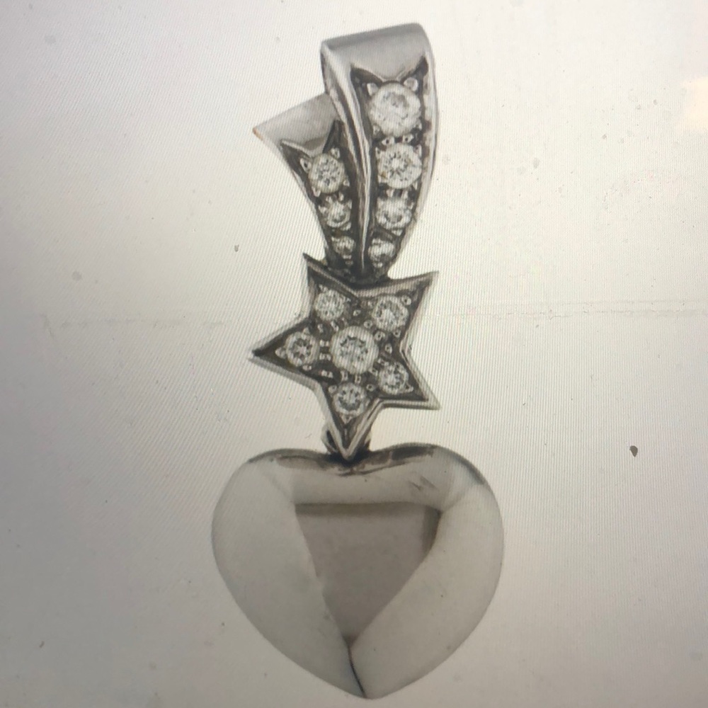 Chanel 18k comete diamonds star& heart pendant